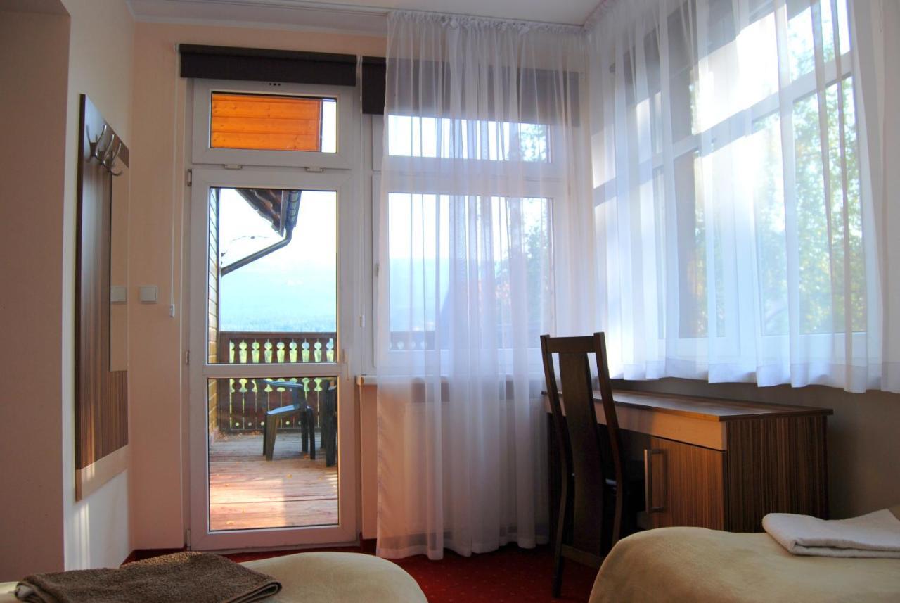 Willa Nimfa Apartamenty W Centrum شكلارسكا بوريبا المظهر الخارجي الصورة
